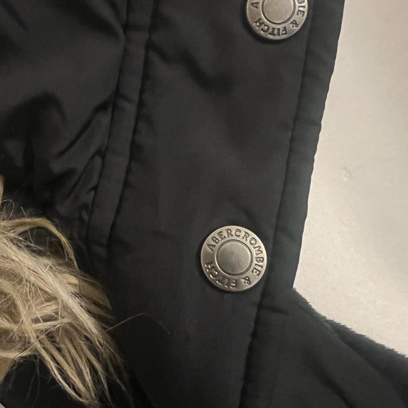 Abercrombie & Fitch Long Winter Jacket - with removable fur - Picture 10 of 12